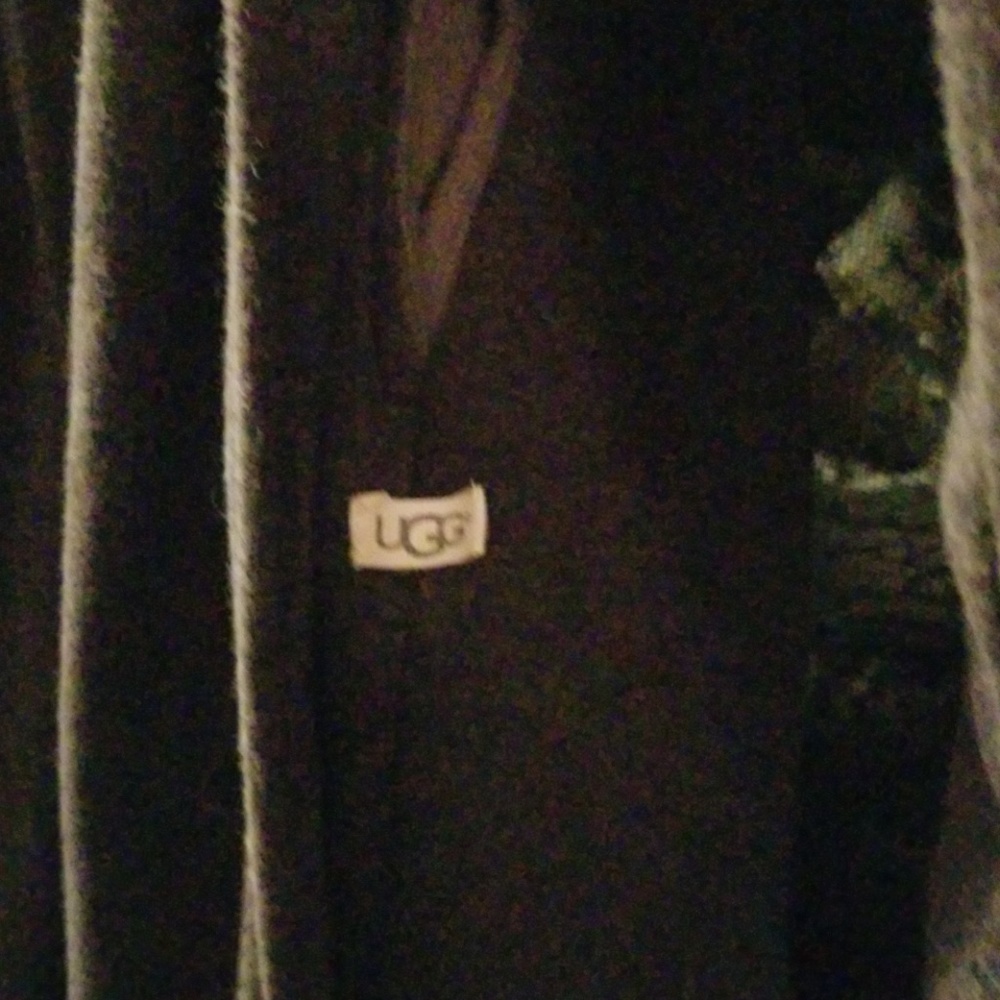 Ugg Robe - Picture 4 of 5